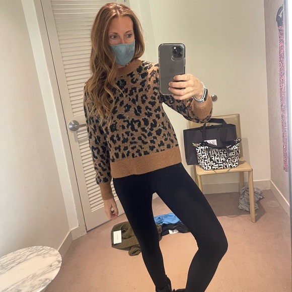 FRAME Leopard Print Sweater. - Picture 7 of 7